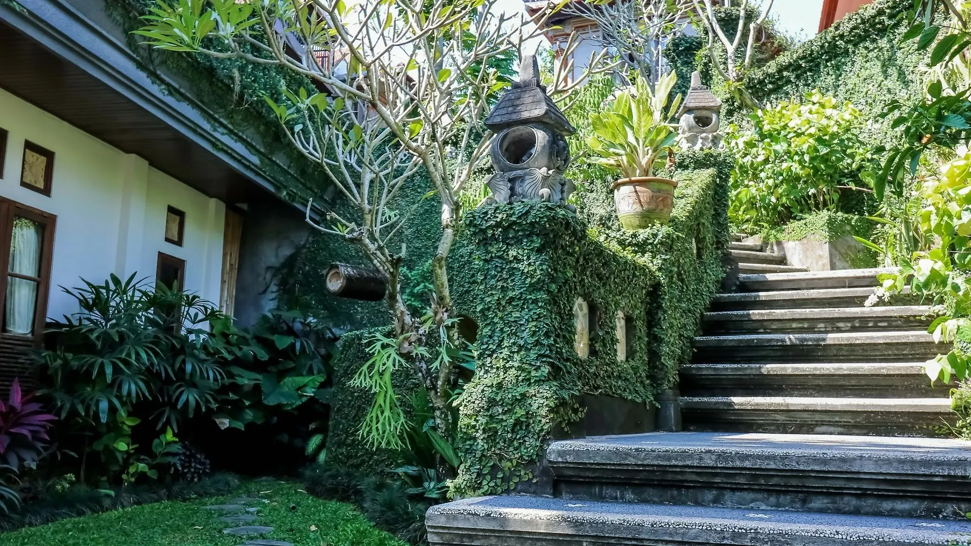 Nida Rooms Ubud Monkey Forest 19341 Indonesia